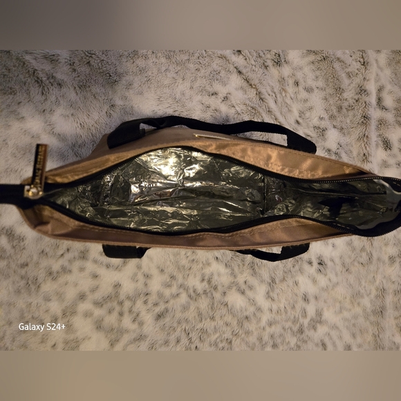 Isaac Mizrahi Insulated Gold Tote - Picture 14 of 14